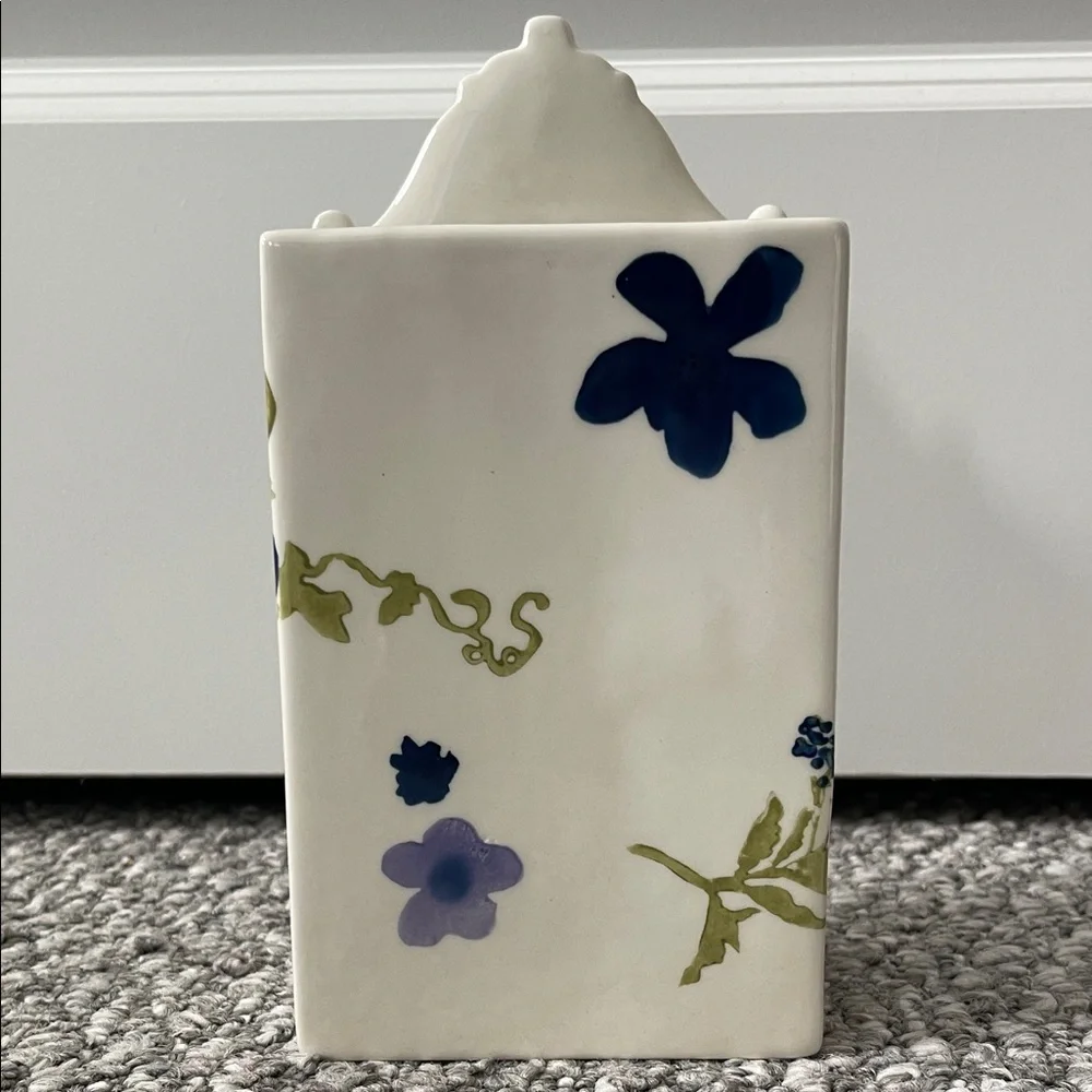 Anthropologie Alice Townhouse Pot - Picture 4 of 9